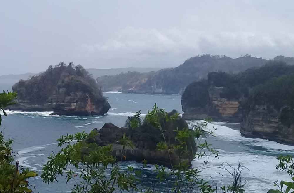 Pantai Bakung